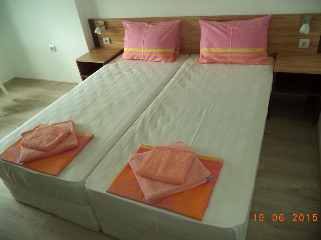 Sveti Georgi Guest House سوزوبول الغرفة الصورة